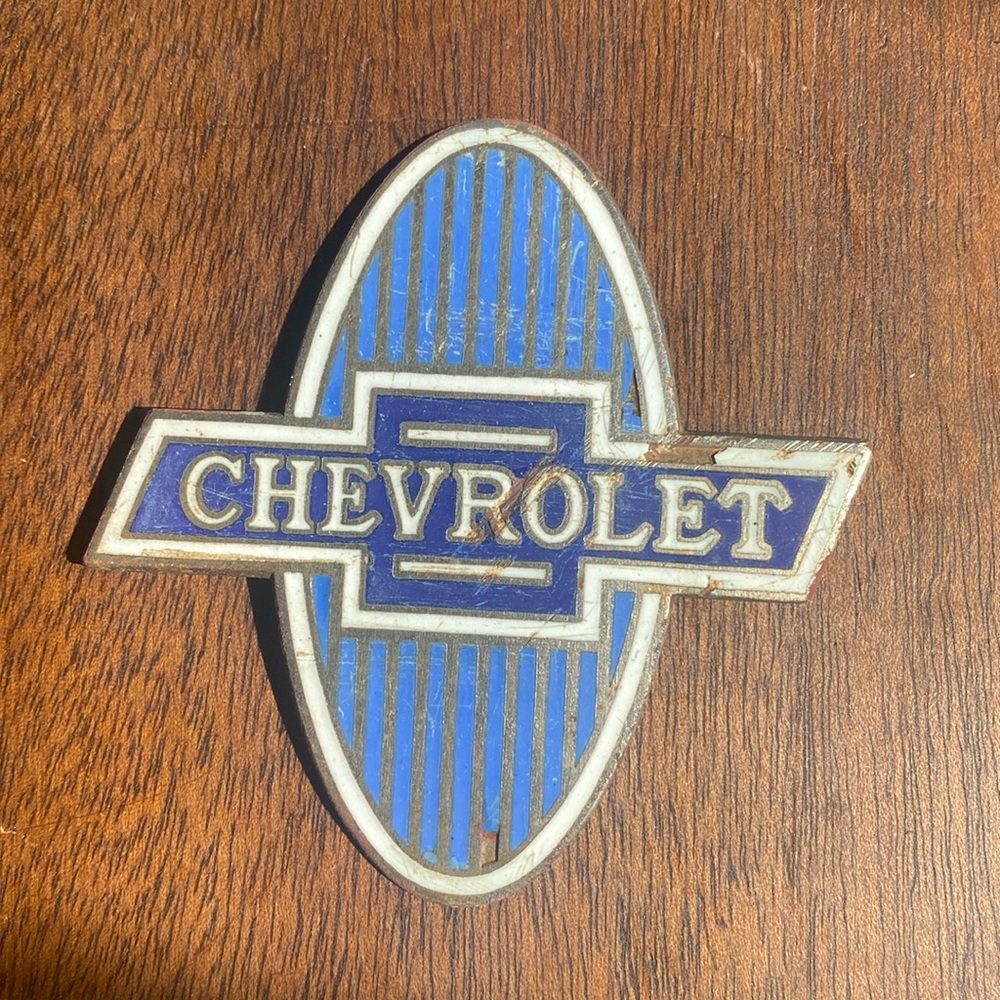 Chevrolet Vintage Enamel Radiator Badge